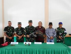 Satu Pucuk AK 47, Dua Granat Standar Dan 12 Munisi Sisa Konflik diserahkan Ke Kodim 0117/Aceh Tamiang